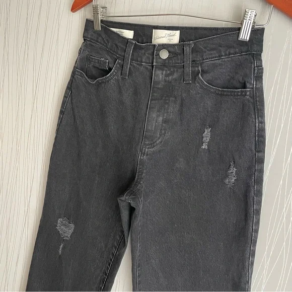Women's High-Rise Vintage Straight Jeans - Universal Thread Black 2/26 - Picture 6 of 11